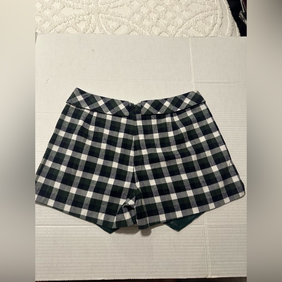 Umgee Black and White Checkered Skort - Picture 6 of 7
